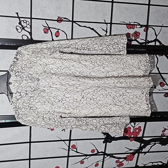 WAYF Where Are You From Lace V Neck Dress Size Large NWT - Picture 13 of 13